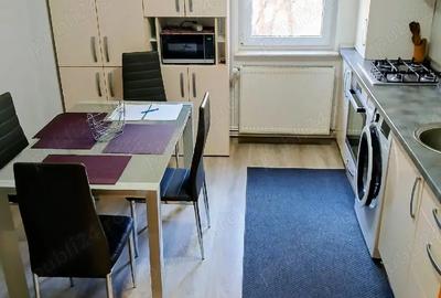 Apartament cu 2 camere decomandat în Central - 2
