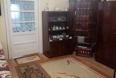 Vand casa in sat Moisa,la 30km de TG-M,cu 2 camere,mobilat si utilat,teren 26 ar - 3