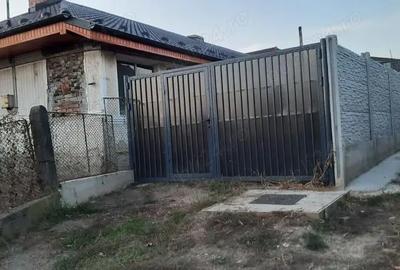 Casă cu 4 camere în Onești - 8