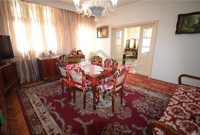 VILA  P+E+M, ideala pentru doua familii, zona Ionascu - 13