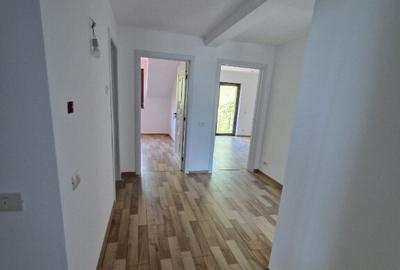 Casă cu 7 camere cu Teren 400 Mp în Ultracentral - 12