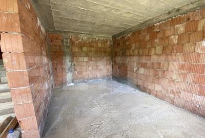 Casa familiala la rosu in suprafat utila de 199 mp si 400 mp - 8