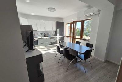 Apartament cu 3 camere decomandat în Uverturii - 8