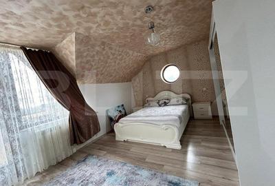 Casă cu 5 camere cu Teren 1600 Mp în Central - 10