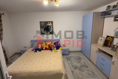 Casă cu 4 camere în Dumitra - 12