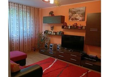 Apartament cu 4 camere decomandat în Berceni - 2
