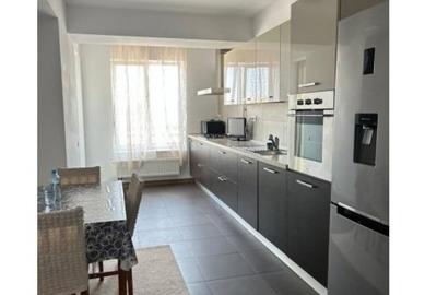Apartament cu 3 camere decomandat în Central - 5