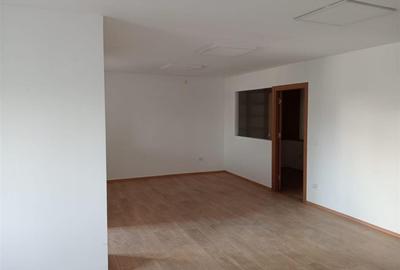 Spațiu industrial, de 450 mp, în Central - 5