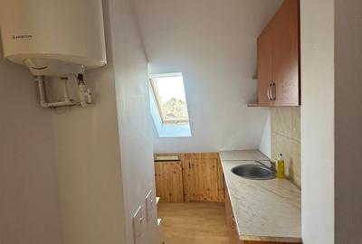 Apartament cu 3 camere decomandat în Central - 1