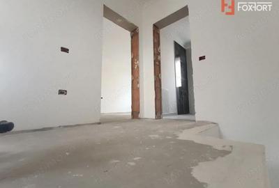 Casa insiruita cu 3 camere, 90 mp utili si teren de 300 mp, zona Giroc - 2