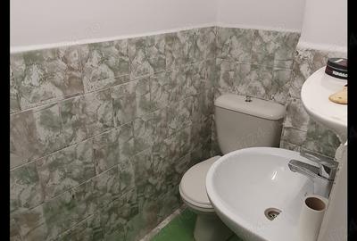 Apartament cu 4 camere decomandat în Central - 1
