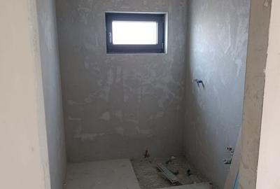 Casă cu 4 camere cu Teren 350 Mp în Dâmbul Rotund - 4