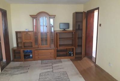 Inchiriez apartament 2 camere - 1