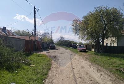 Teren Construcții intravilan de 1992 mp, în Coșoveni - 3