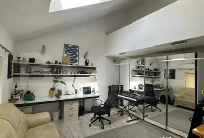 Casă cu 2 camere cu Canalizare în Central - 1