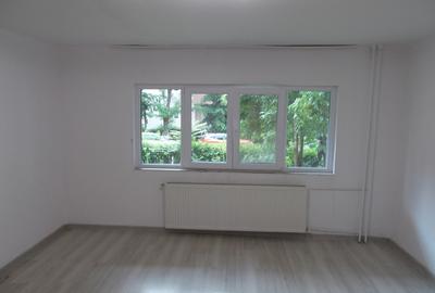 Apartament cu 2 camere decomandat în Steaua - 1