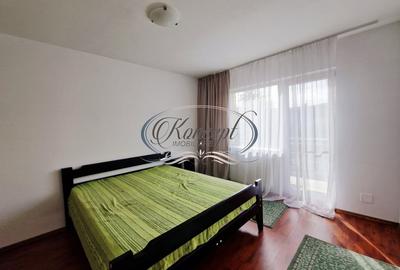 Casa moderna cu mansarda si curte comuna in zona Campului - 6