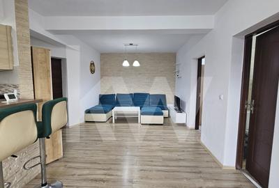 Apartament cu 3 camere semidecomandat, mobilat în Turnișor
