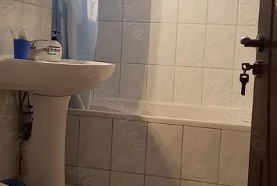 Inchiriez apartament 2 camere - 5