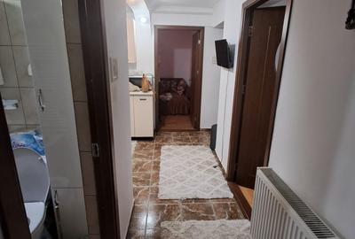 Apartament 3 camere Zona Jandarmerie - Strada Plevnei - etaj 3/3  - 65 mp - 10