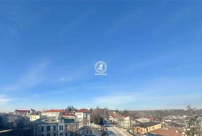Apartament cu 3 camere decomandat în Independenței - 5