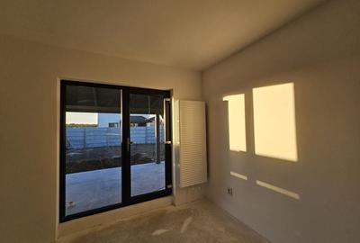 Casa Superba cu 3 camere și Terasă Acoperită lângă Pădure - 17