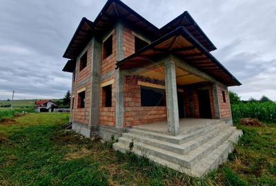 Casa Noua cu Teren Generos - Borlesti, Neamt - 1