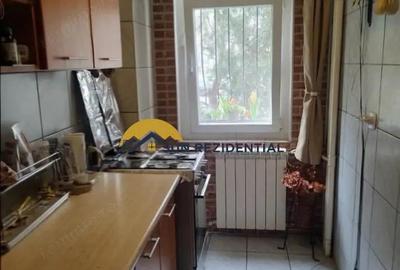 Colentina - bloc 1986 - 42mp - 1