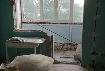 Apartament cu 2 camere decomandat în Central - 9