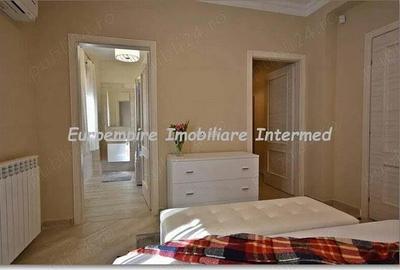 Vila 4 camere de inchiriat FALEZA NORD - 4