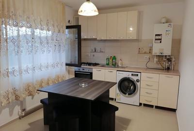 Casă cu 4 camere în Central - 2