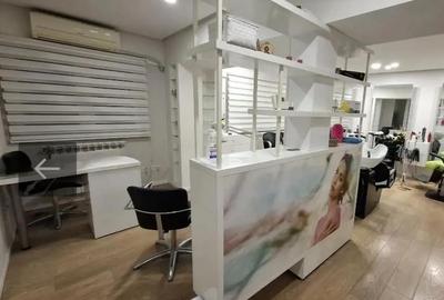 Spațiu comercial, de 54 mp, în Central - 8