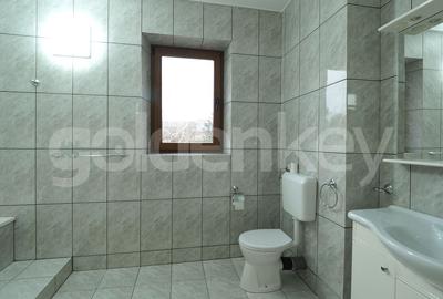 Vila spatioasa cu 13 camere | 572mp utili | 1321mp teren - 12