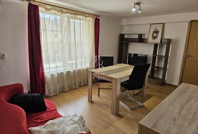 Duplex cu 4 camere cu Canalizare în Florești - 1