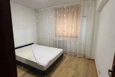 Apartament cu 2 camere semidecomandat, mobilat în Brâncoveanu