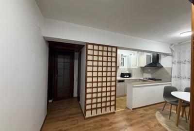 Apartament cu 3 camere decomandat în P-ța Unirii - 2
