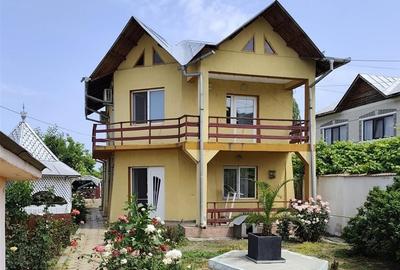 Proprietate spatioasa de vanzare in Gaesti, Dambovita - ideala pentru locuit sau - 1