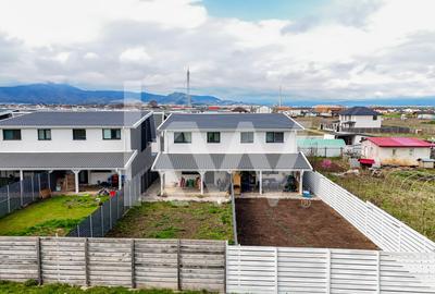 Duplex cu 4 camere cu Canalizare în Tărlungeni - 20