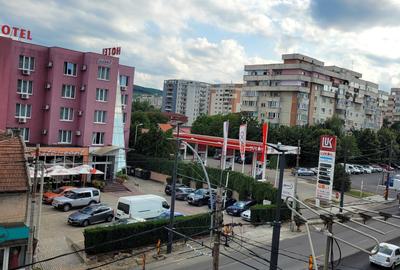 Apartament cu 2 camere semidecomandat în Central - 1