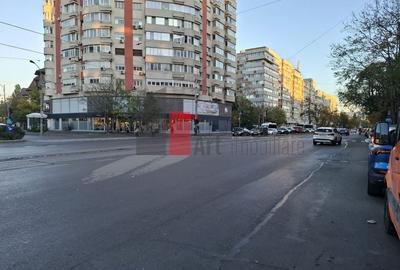 URGENT!, Piata 1 Mai, VIZIBILITATE,  TRAFIC PIETONAL SI AUTO, NEGOCIABIL - 2