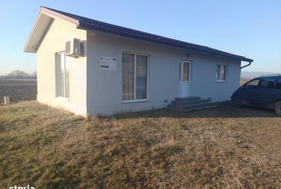 Casă cu 3 camere cu Teren 1200 Mp în Coaș - 6