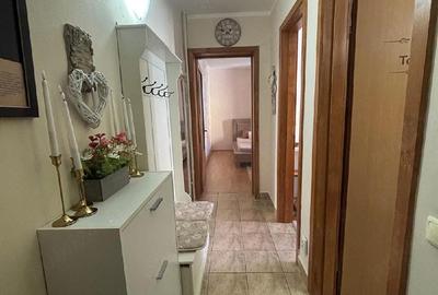 Garsonieră decomandată în Sânmartin