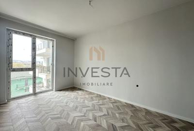 Apartament cu 3 camere semidecomandat în Între Lacuri