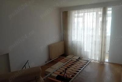 Apartament cu 3 camere decomandat în Precista - 13