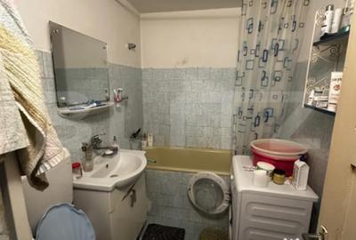 Apartament cu 2 camere decomandat în Carpați 2 - 1