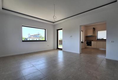 Vila deosebita, P+1+p, Samurcasi/Crevedia, "la cheie", garaj dublu, comision 0% - 3