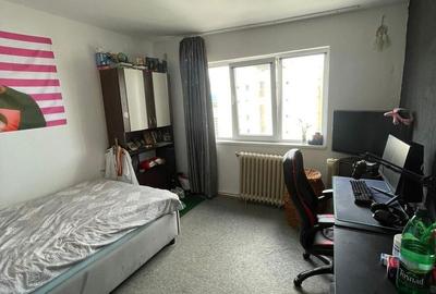Apartament cu 3 camere în Cetate - 3