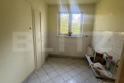 Apartament cu 3 camere semidecomandat în Central - 4