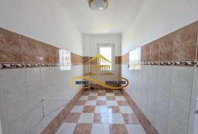 Apartament 3 camere, etaj intermediar, zona Narcisa - 12