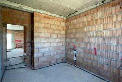 Casă individuală cu 3 camere cu Teren 310 Mp în Urseni - 7